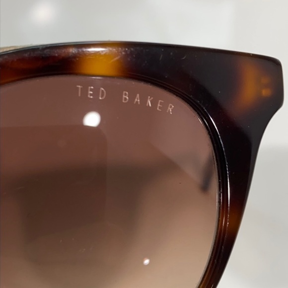 Ted Baker TB153 Tortoise Sunglasses
